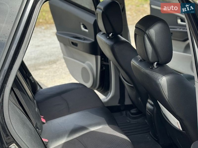 Хэтчбек Kia Ceed 2007 в Звягеле