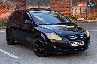 Хетчбек Kia Ceed 2007 в Житомирі
