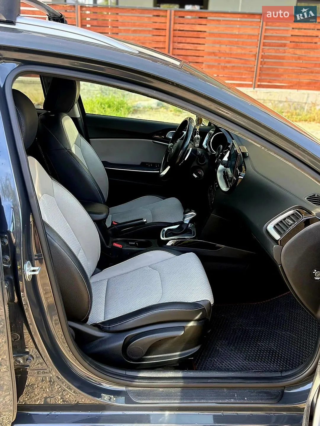 2019 Kia Cee'd - мініатюра 16