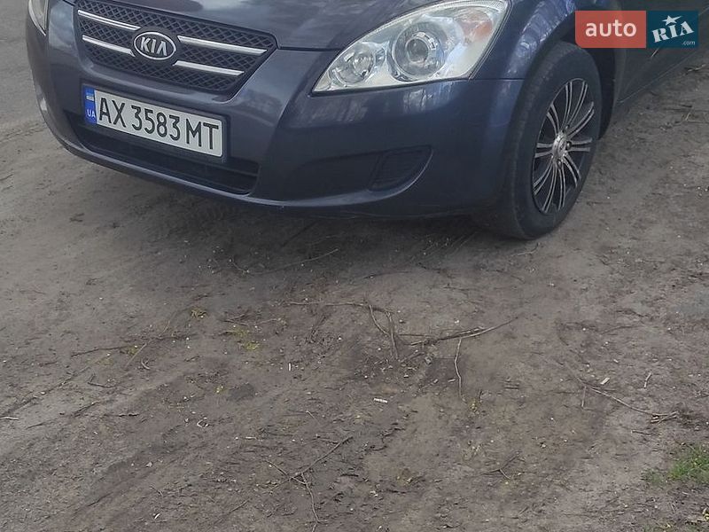 Хэтчбек Kia Ceed 2008 в Харькове
