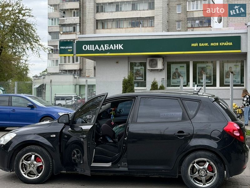 Хэтчбек Kia Ceed 2007 в Львове