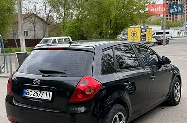 Хэтчбек Kia Ceed 2007 в Львове