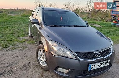 Универсал Kia Ceed 2012 в Ладыжине