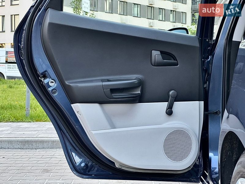 Хэтчбек Kia Ceed 2009 в Киеве