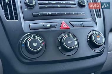 Хэтчбек Kia Ceed 2009 в Киеве