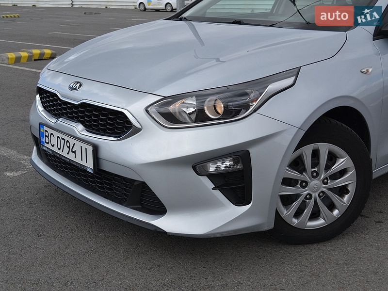 Хэтчбек Kia Ceed 2019 в Львове