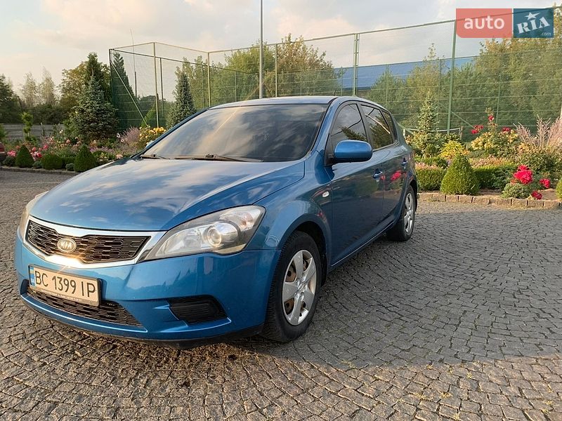 Kia Ceed 2010