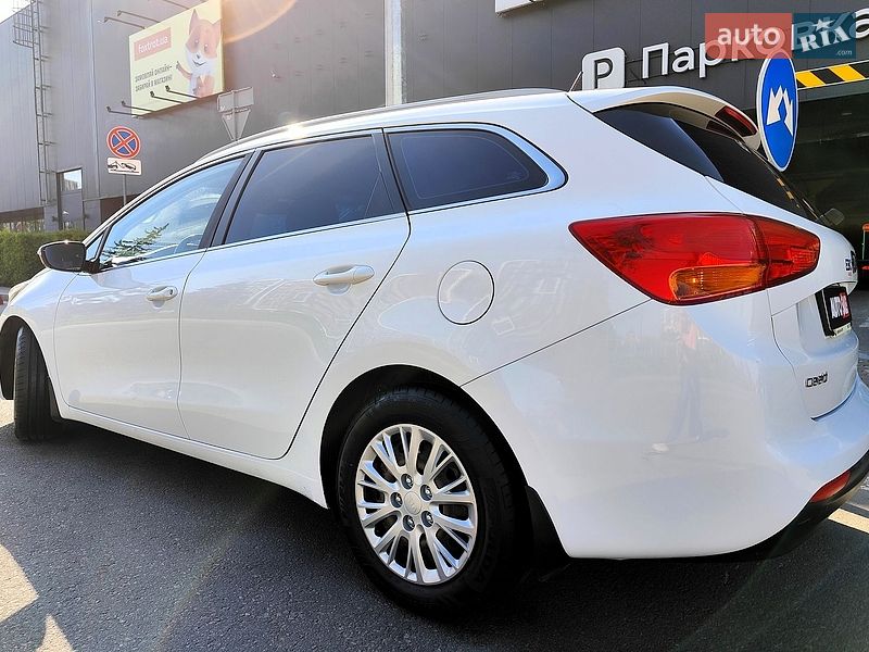 Універсал Kia Ceed 2016 в Києві