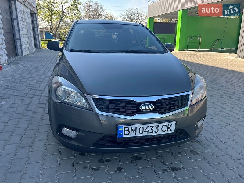 Хетчбек Kia Ceed 2011 в Ладижині