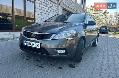 Хетчбек Kia Ceed 2011 в Ладижині