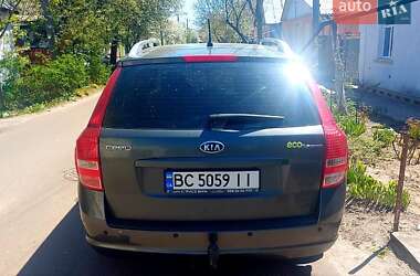 Универсал Kia Ceed 2010 в Чернигове