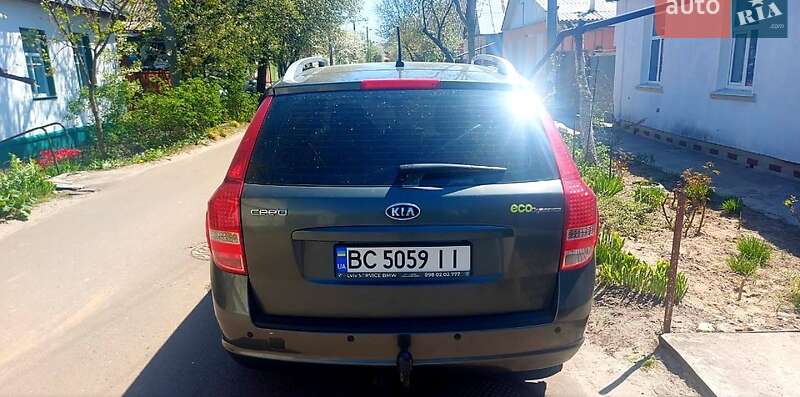 Універсал Kia Ceed 2010 в Чернігові