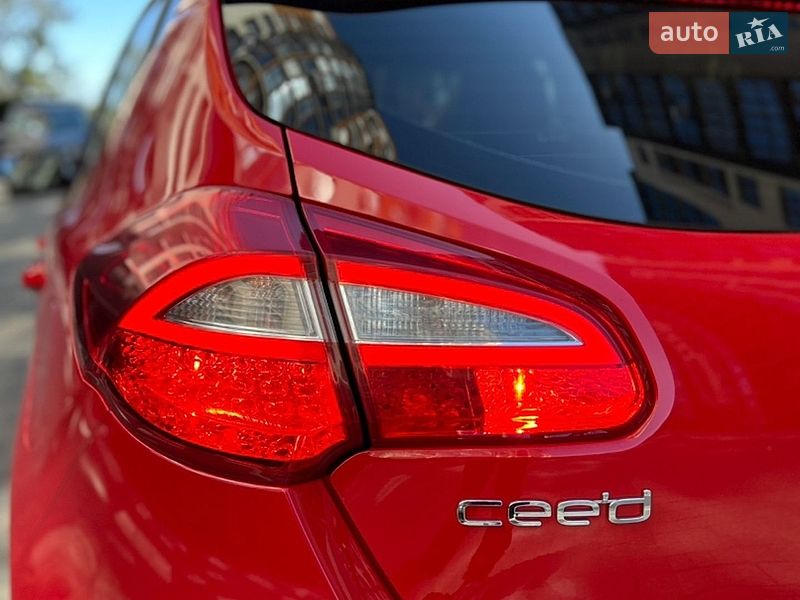Хетчбек Kia Ceed 2017 в Івано-Франківську