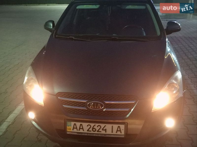 Универсал Kia Ceed 2008 в Львове
