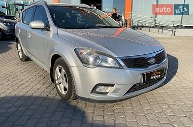 Универсал Kia Ceed 2010 в Львове