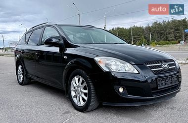 Універсал Kia Ceed 2008 в Кам'янському