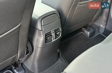 Хэтчбек Kia Ceed 2015 в Луцке