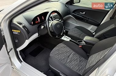 Хэтчбек Kia Ceed 2007 в Луцке
