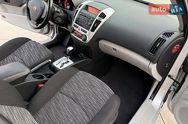 Хэтчбек Kia Ceed 2007 в Луцке