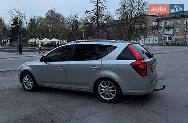 Универсал Kia Ceed 2007 в Запорожье