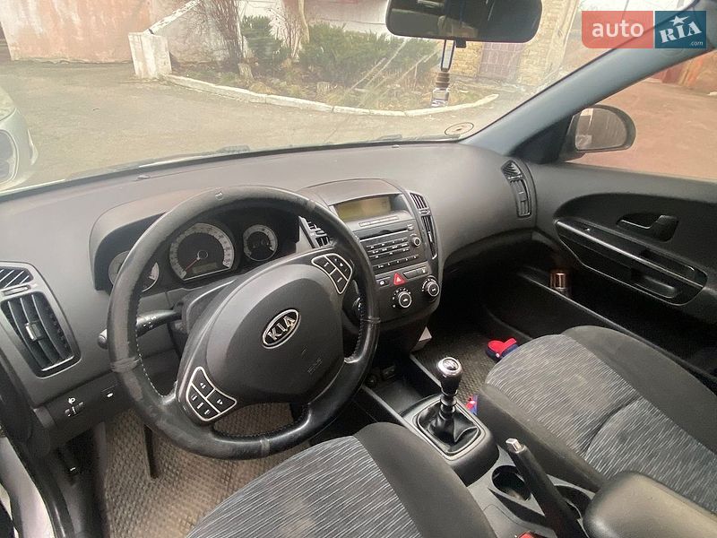 Хетчбек Kia Ceed 2008 в Рівному