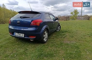 Хэтчбек Kia Ceed 2008 в Гребенке