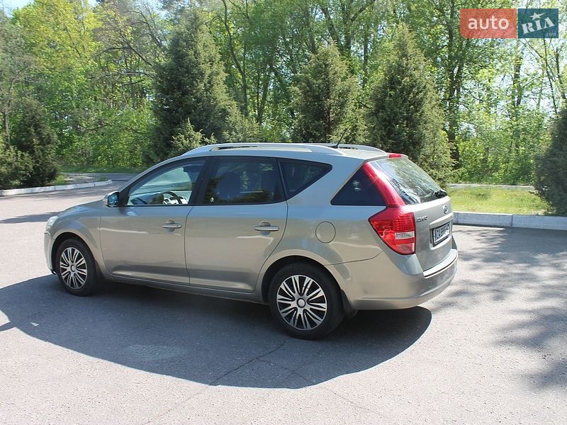 Універсал Kia Ceed 2010 в Черкасах