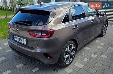 Хэтчбек Kia Ceed 2019 в Сарнах