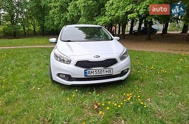 Хэтчбек Kia Ceed 2013 в Виннице