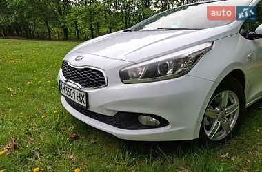 Хэтчбек Kia Ceed 2013 в Виннице