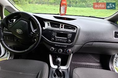 Хэтчбек Kia Ceed 2013 в Виннице