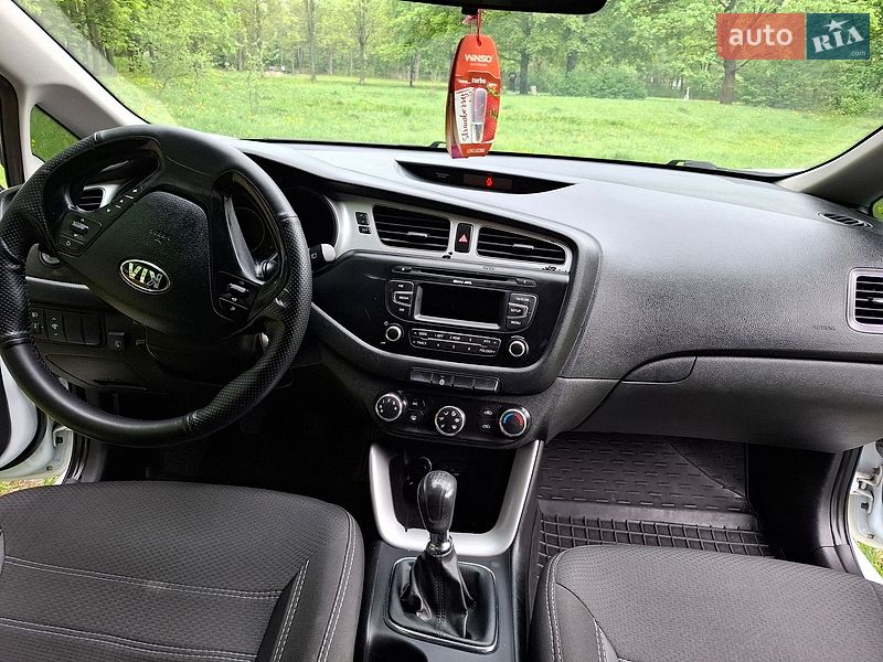 Хэтчбек Kia Ceed 2013 в Виннице