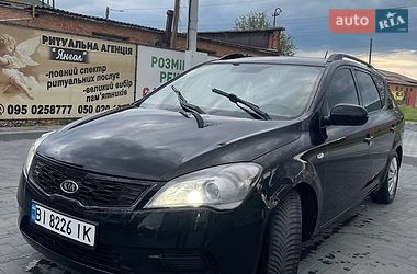 Универсал Kia Ceed 2009 в Лубнах