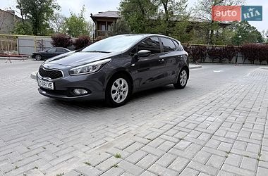 Хетчбек Kia Ceed 2014 в Одесі