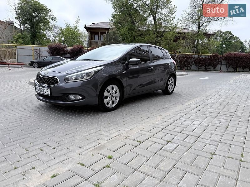 Хетчбек Kia Ceed 2014 в Одесі
