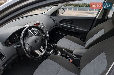 Универсал Kia Ceed 2010 в Киеве