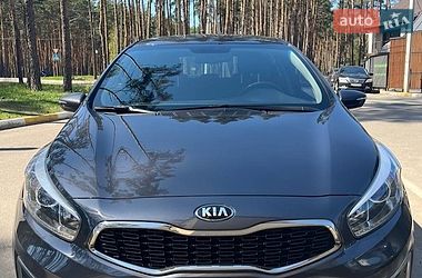 Хэтчбек Kia Ceed 2016 в Киеве