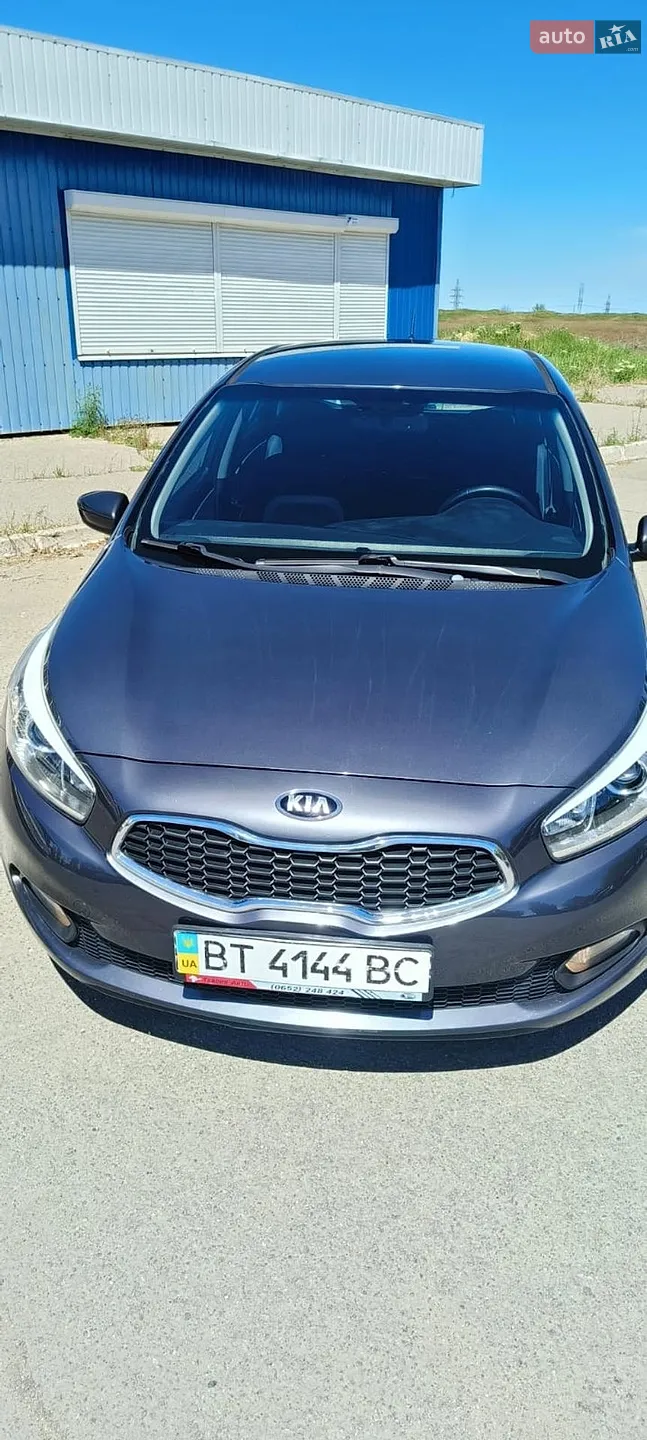 2013 Kia Cee'd - фото 1