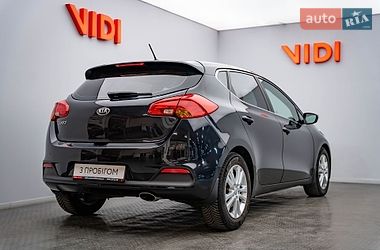 Хэтчбек Kia Ceed 2012 в Киеве