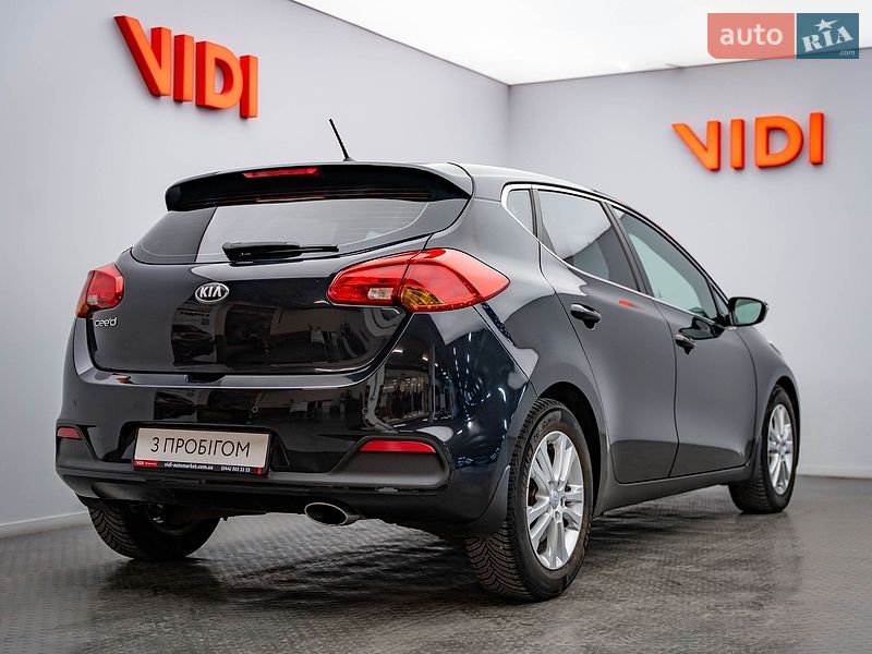 Хэтчбек Kia Ceed 2012 в Киеве