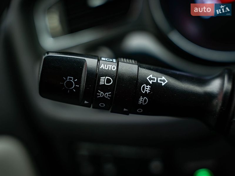 Хэтчбек Kia Ceed 2012 в Киеве
