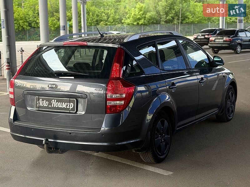 Универсал Kia Ceed 2007 в Запорожье