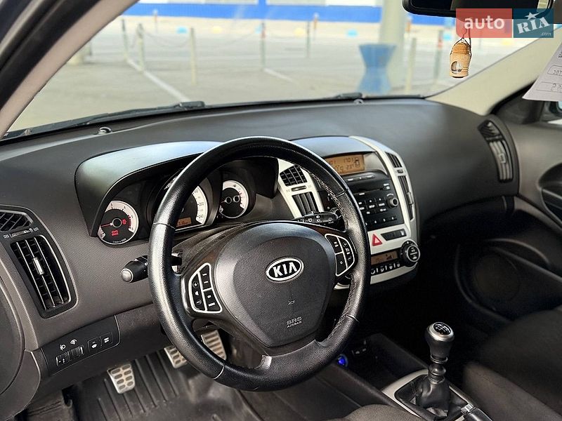 Универсал Kia Ceed 2007 в Запорожье
