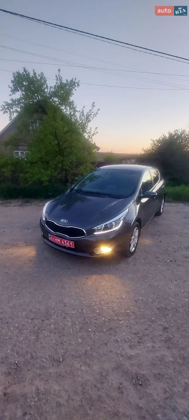 2012 Kia Cee'd - фото 1