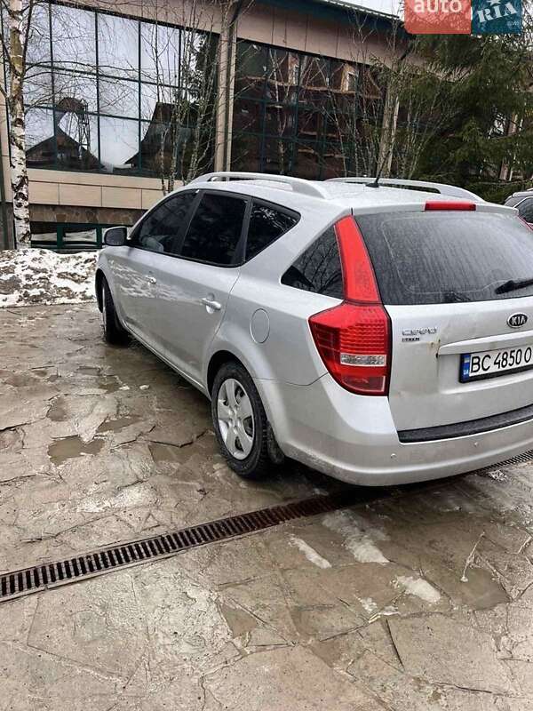 Kia Ceed 2010