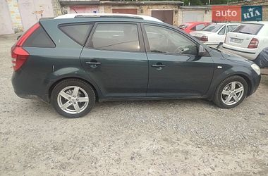 Универсал Kia Ceed 2008 в Вышгороде