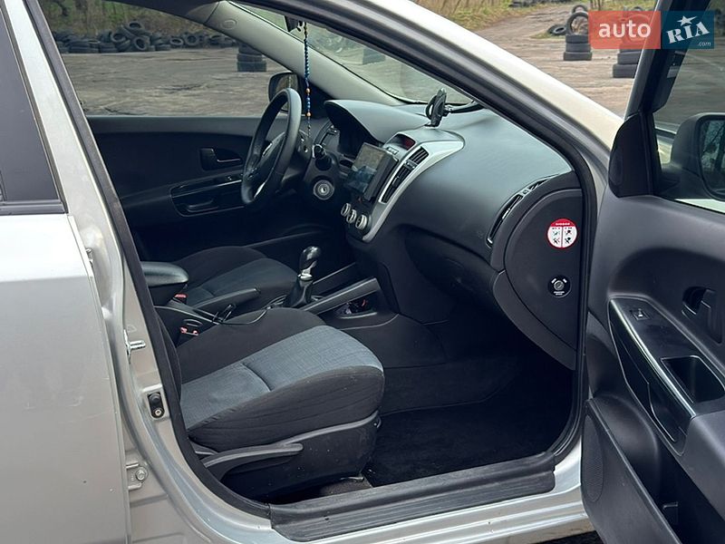 Універсал Kia Ceed 2010 в Києві