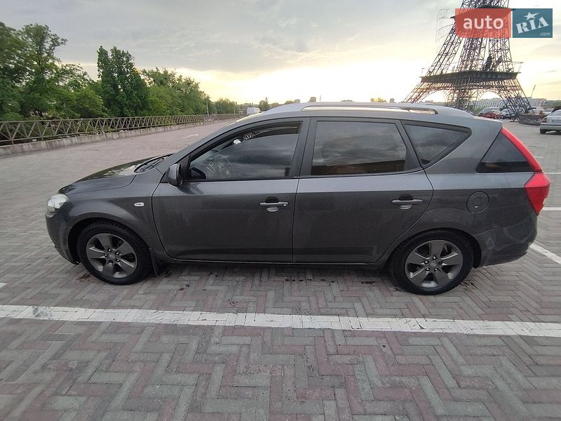 Универсал Kia Ceed 2009 в Харькове