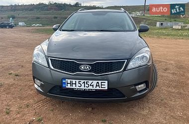 Универсал Kia Ceed 2010 в Николаеве фото 3 Универсал Kia Ceed 2010 в Николаеве