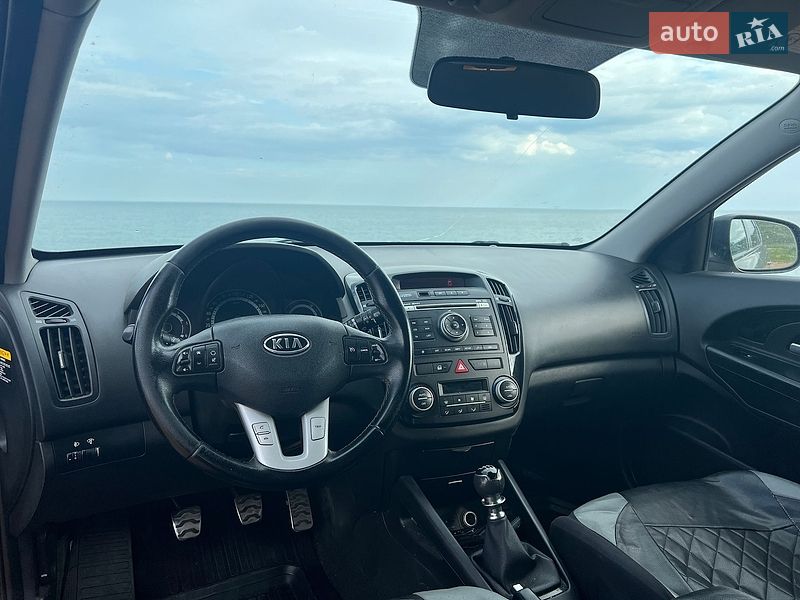 Универсал Kia Ceed 2010 в Николаеве фото 13 Универсал Kia Ceed 2010 в Николаеве